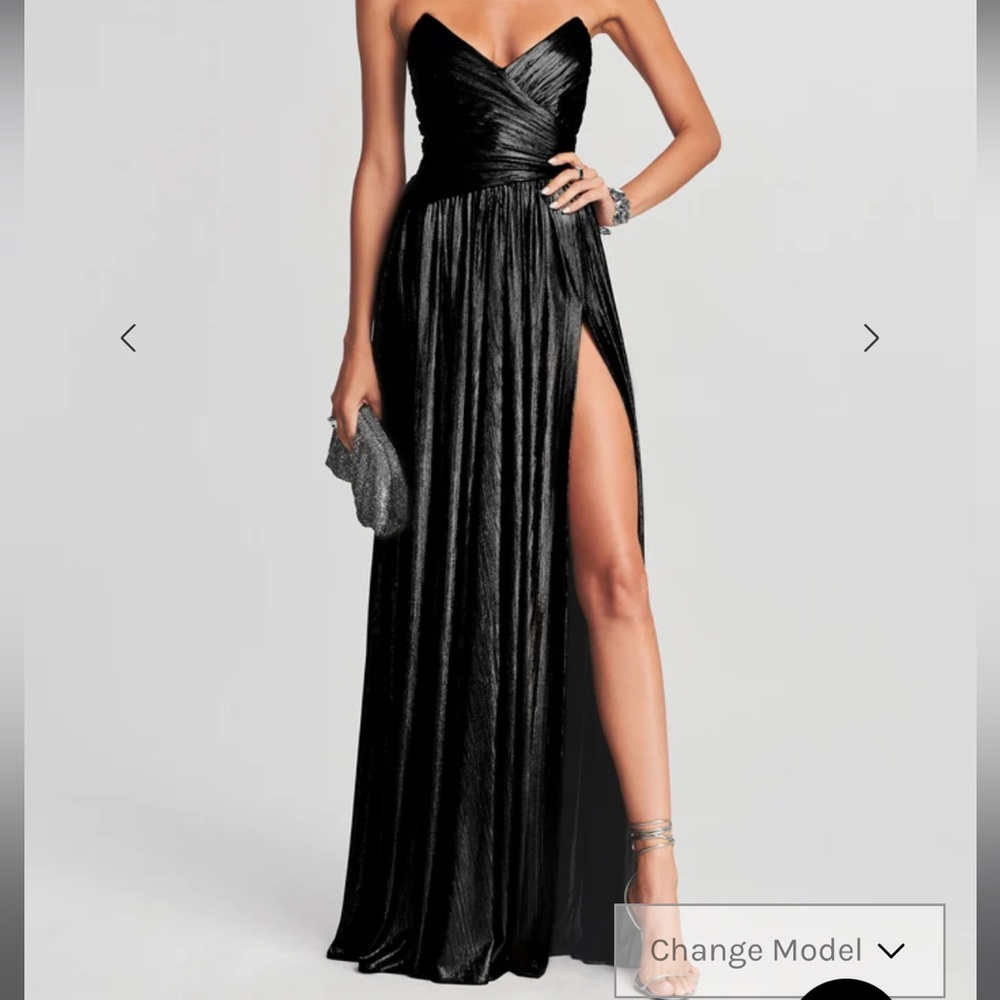 Retrofete Black Strapless Gown